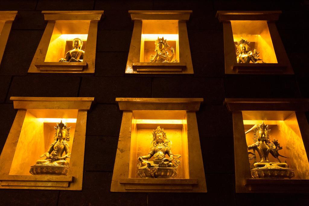 Chengdu Tibetan Hotel-Free Welcome Tibetan Tea Exterior photo